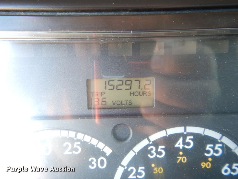 image for item GK9207 2007 Freightliner Columbia semi truck