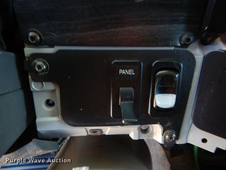 image for item GK9207 2007 Freightliner Columbia semi truck