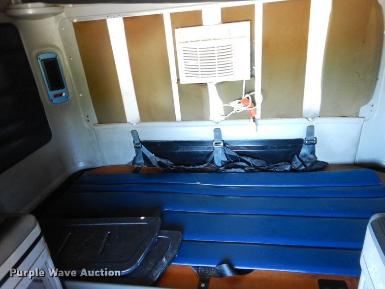 image for item GK9208 1999 Freightliner Century Class semi truck