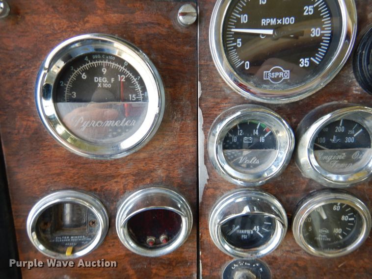 image for item GN9805 1990 Peterbilt 379EXHD semi truck