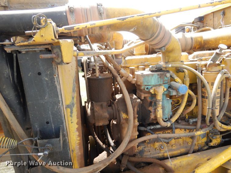 image for item GN9805 1990 Peterbilt 379EXHD semi truck