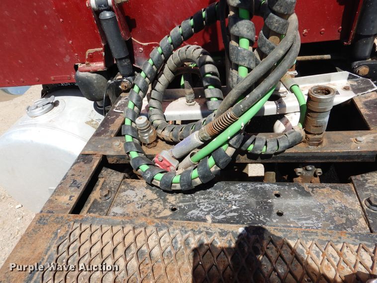 image for item GN9806 2001 Peterbilt 379EXHD semi truck