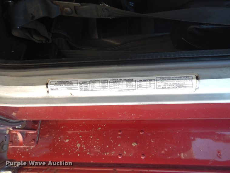 image for item GN9806 2001 Peterbilt 379EXHD semi truck