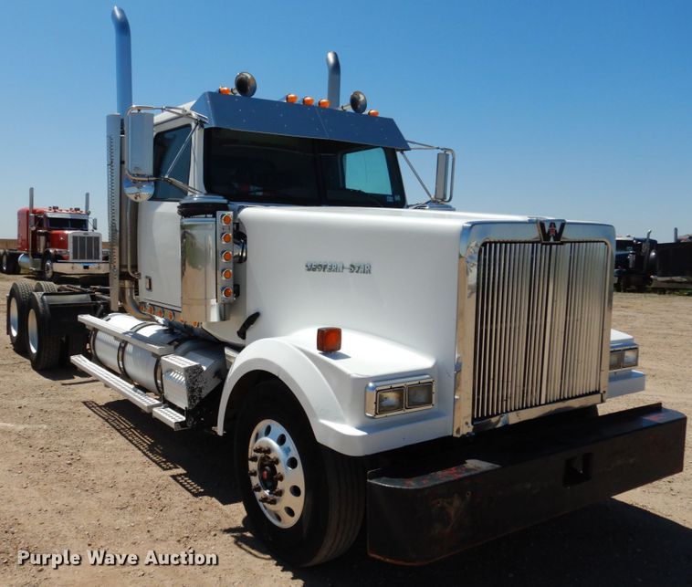 image for item GN9809 2006 Western Star 4900EX semi truck