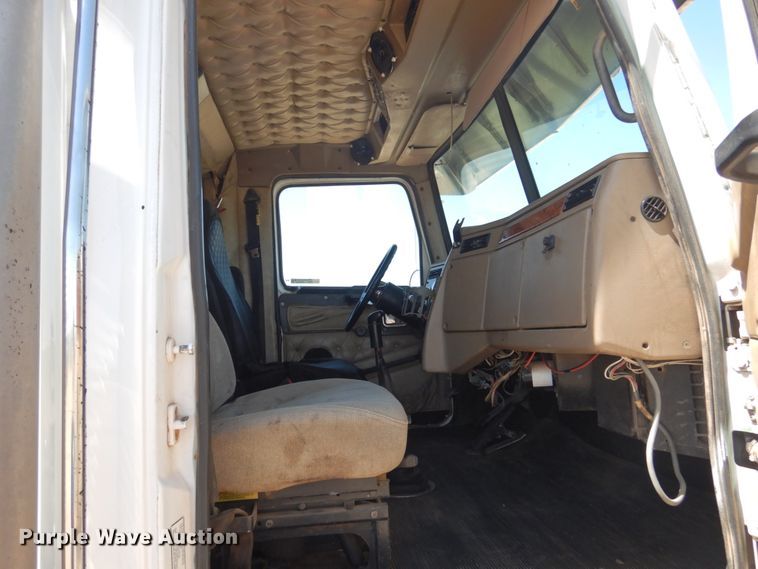 image for item GN9809 2006 Western Star 4900EX semi truck