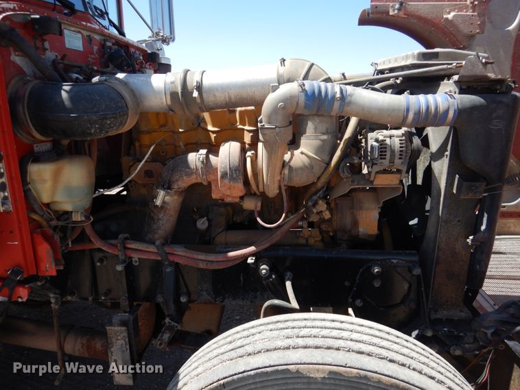 image for item GN9810 1996 Peterbilt 379EXHD semi truck