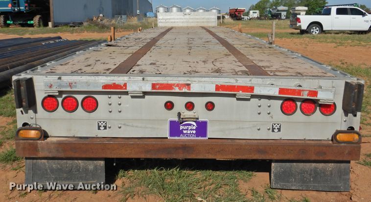 image for item GN9816 2007 Wilson CFD900 drop deck trailer