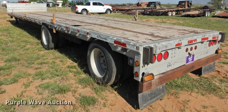 image for item GN9816 2007 Wilson CFD900 drop deck trailer