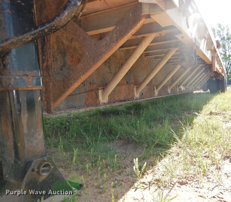 image for item GN9816 2007 Wilson CFD900 drop deck trailer