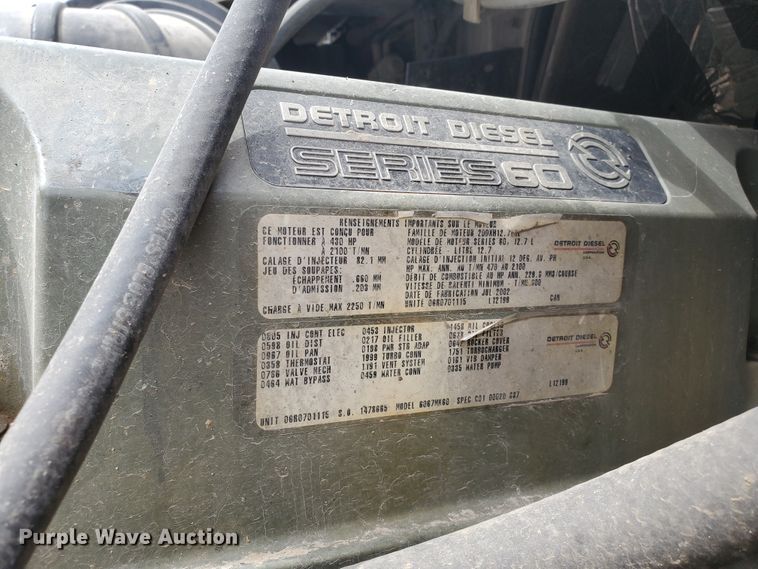 image for item GO9132 2003 Freightliner Columbia semi truck