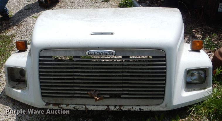 image for item GO9595 Freightliner FL60 truck hood
