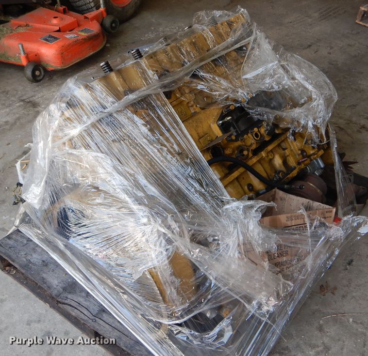 image for item GO9598 Caterpillar C7 six cylinder diesel engine