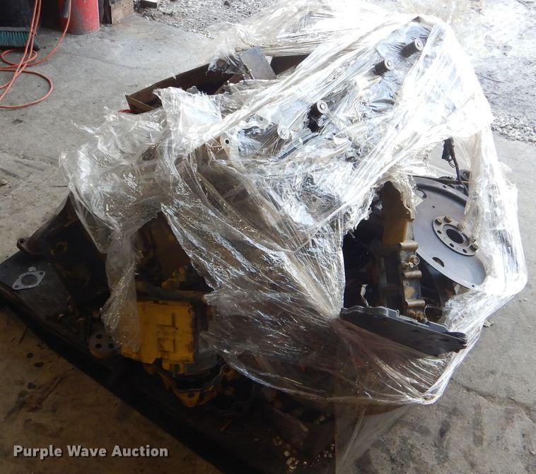 image for item GO9598 Caterpillar C7 six cylinder diesel engine