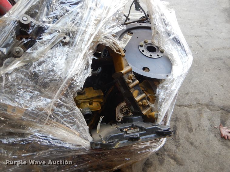 image for item GO9598 Caterpillar C7 six cylinder diesel engine