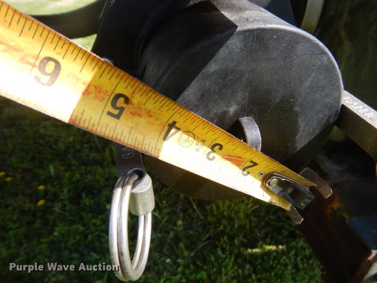 image for item GP9135 1991 Heil tank trailer