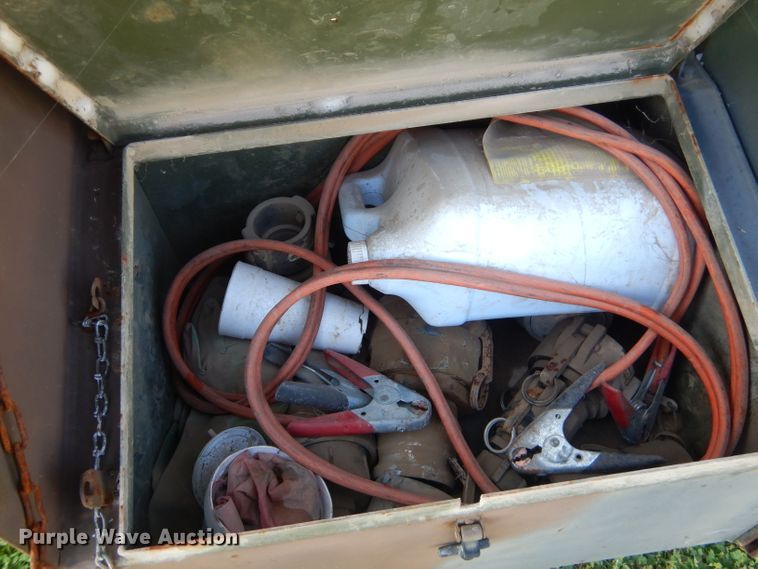 image for item GP9135 1991 Heil tank trailer