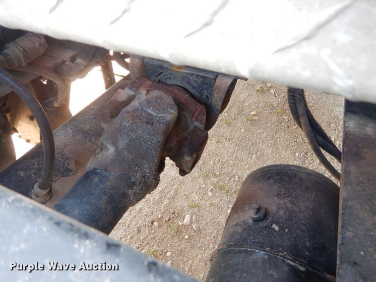 image for item GP9136 2012 Kenworth T600 semi truck