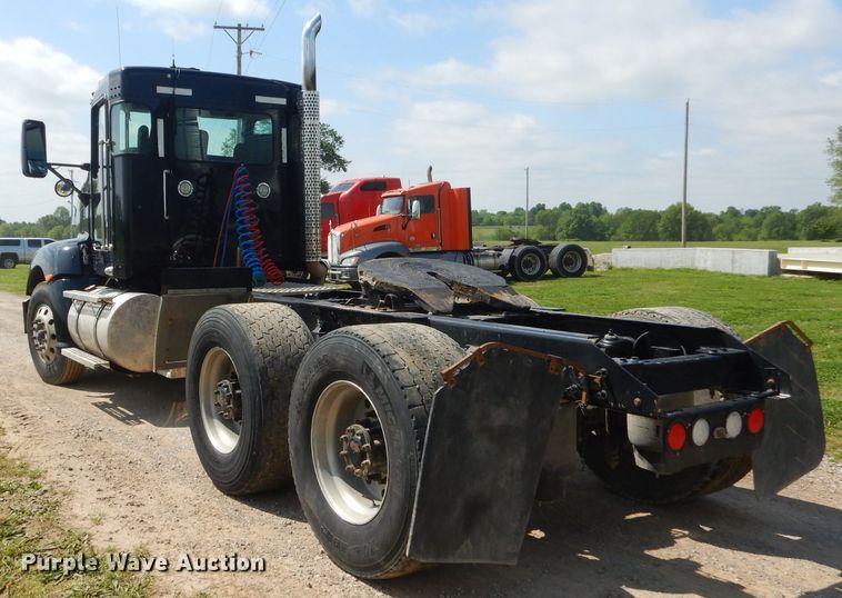 image for item GP9137 2013 Kenworth T660 semi truck