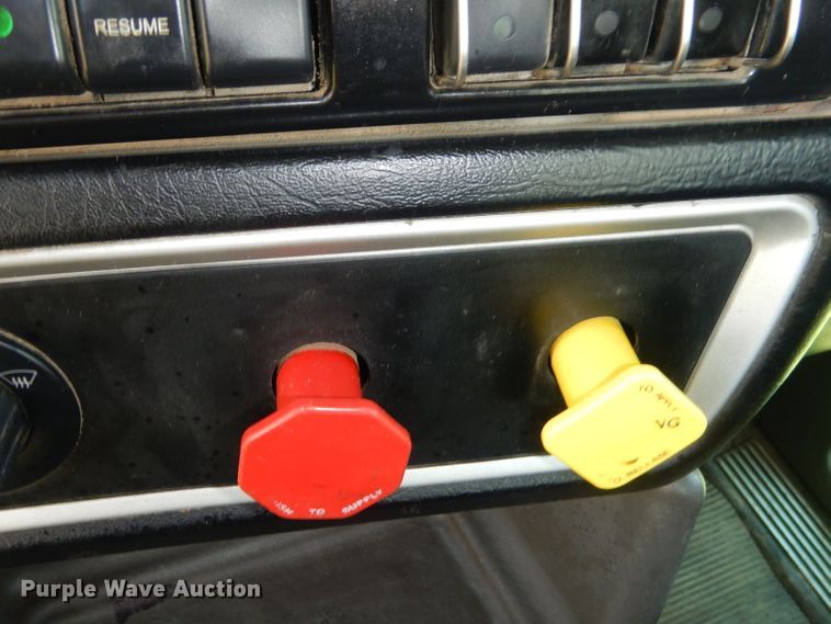 image for item GP9137 2013 Kenworth T660 semi truck