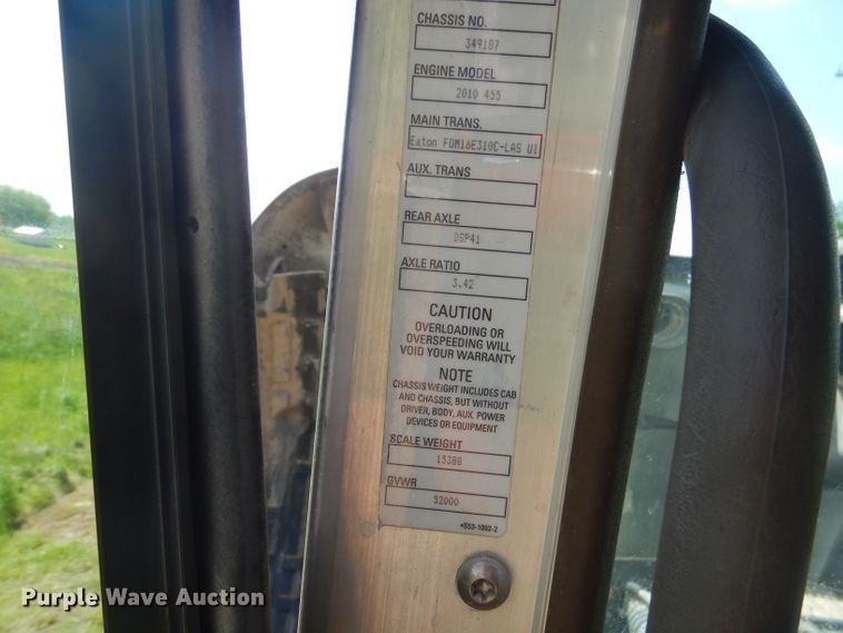 image for item GP9137 2013 Kenworth T660 semi truck