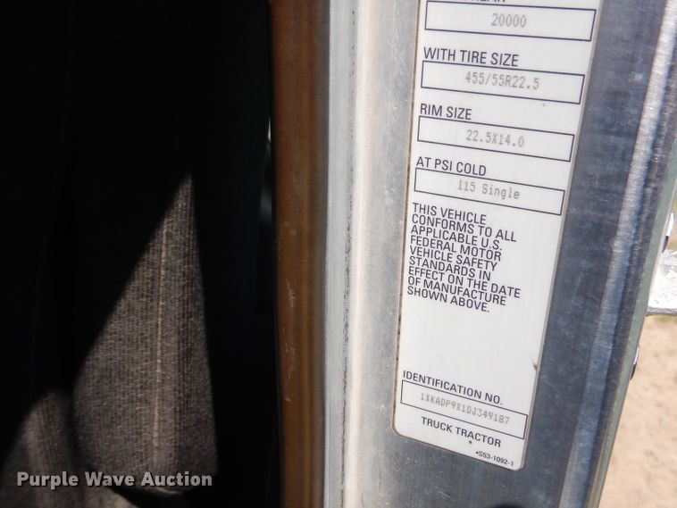 image for item GP9137 2013 Kenworth T660 semi truck