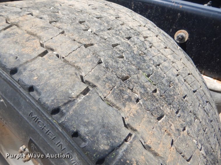 image for item GP9137 2013 Kenworth T660 semi truck