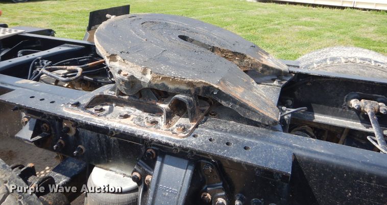 image for item GP9137 2013 Kenworth T660 semi truck