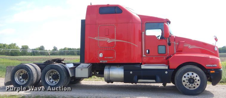 image for item GP9138 2007 Kenworth T600 semi truck