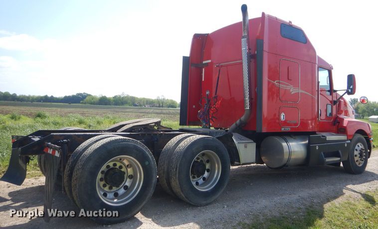 image for item GP9138 2007 Kenworth T600 semi truck