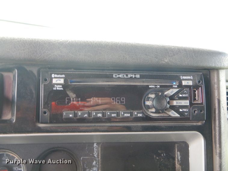 image for item GP9138 2007 Kenworth T600 semi truck