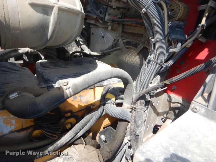 image for item GP9138 2007 Kenworth T600 semi truck