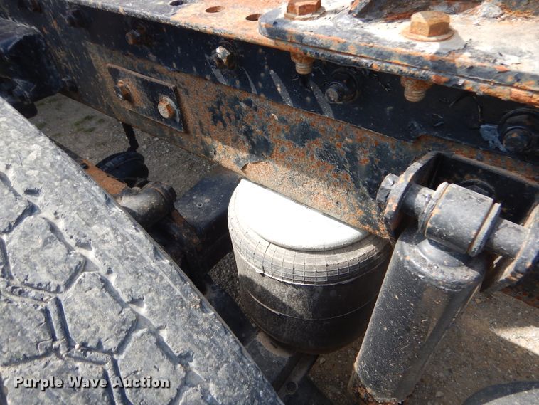 image for item GP9138 2007 Kenworth T600 semi truck