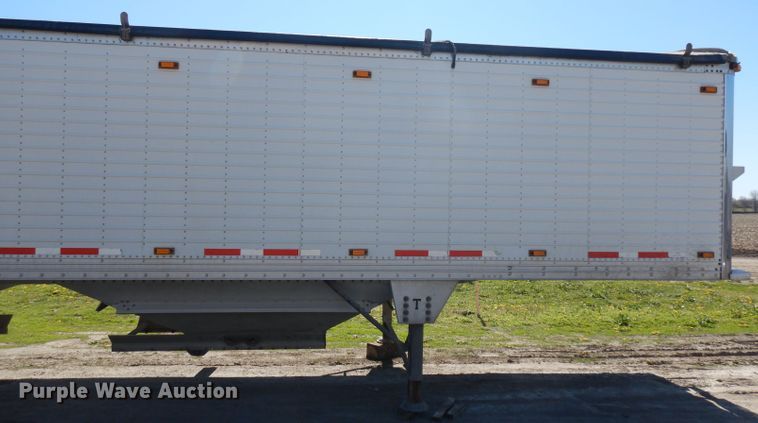 image for item GY9061 2009 Timpte double hopper bottom grain trailer