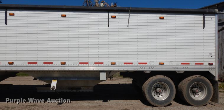 image for item GY9061 2009 Timpte double hopper bottom grain trailer
