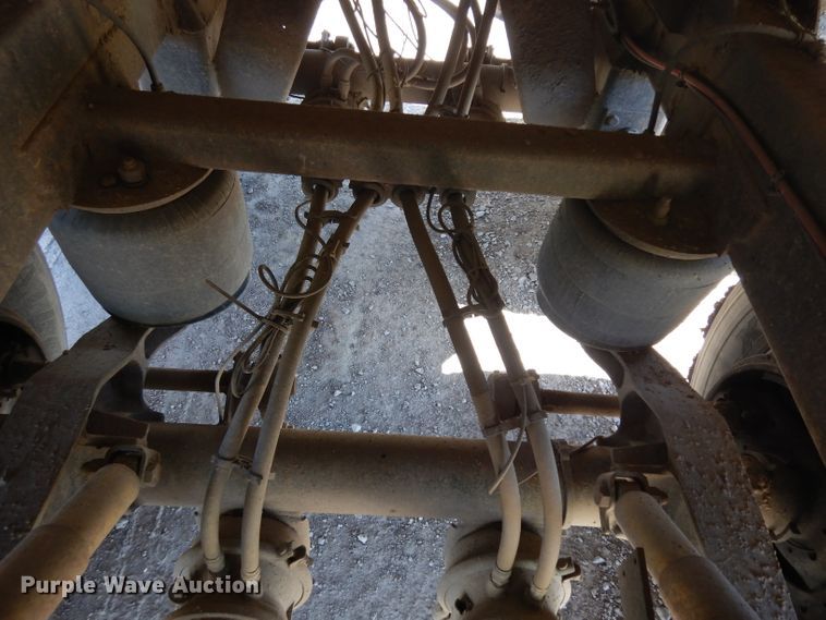 image for item GY9061 2009 Timpte double hopper bottom grain trailer