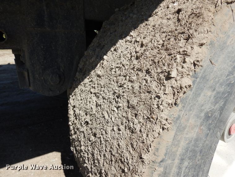 image for item GY9061 2009 Timpte double hopper bottom grain trailer