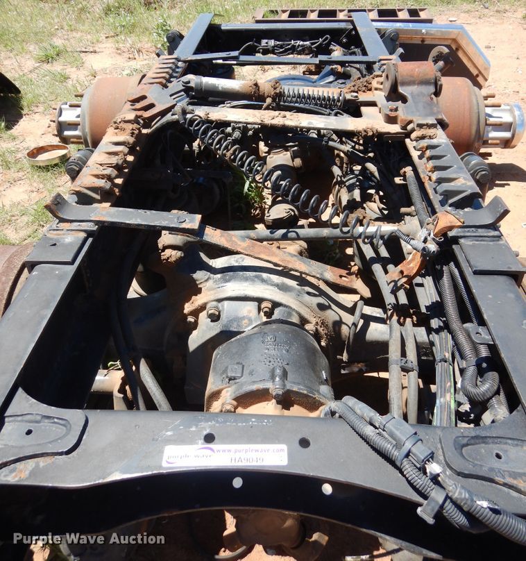 Tandem axle assembly in Weatherford, OK Item HA9049 sold Purple Wave