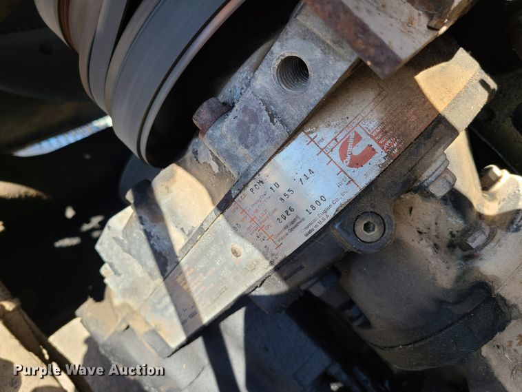 image for item L1407 1996 Volvo WIA semi truck