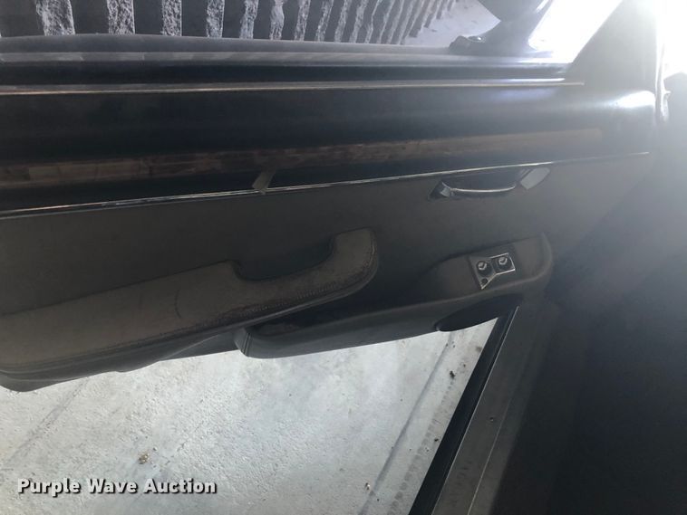 image for item DC3284 1985 Jaguar Vander Plas XJ6