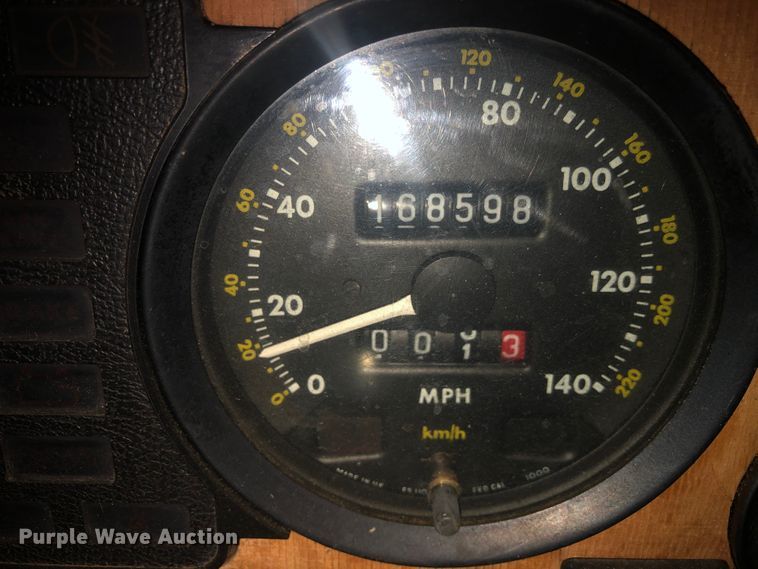 image for item DC3284 1985 Jaguar Vander Plas XJ6