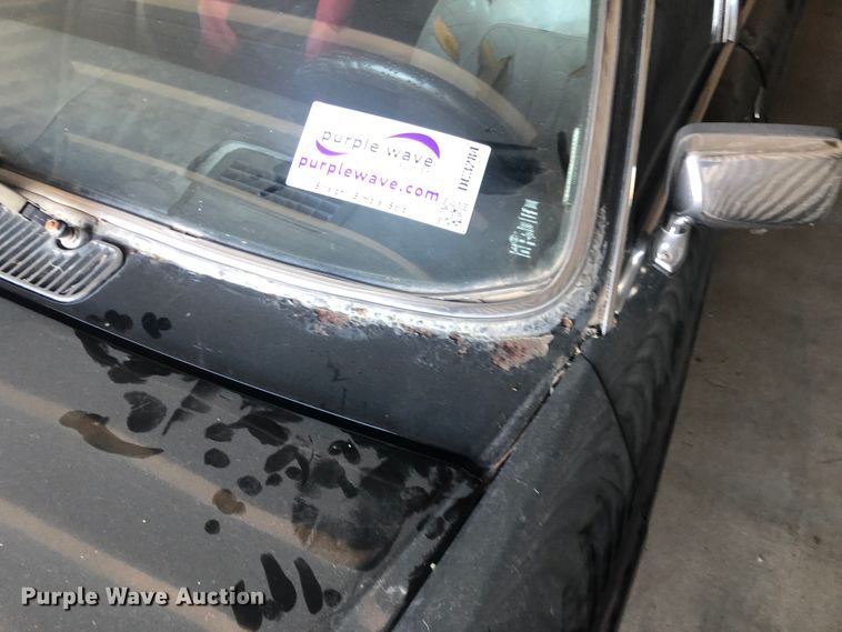 image for item DC3284 1985 Jaguar Vander Plas XJ6