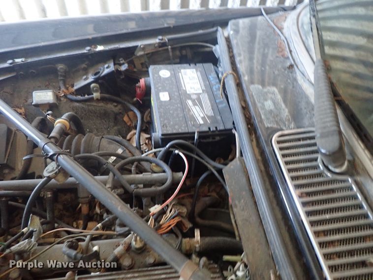 image for item DC3284 1985 Jaguar Vander Plas XJ6