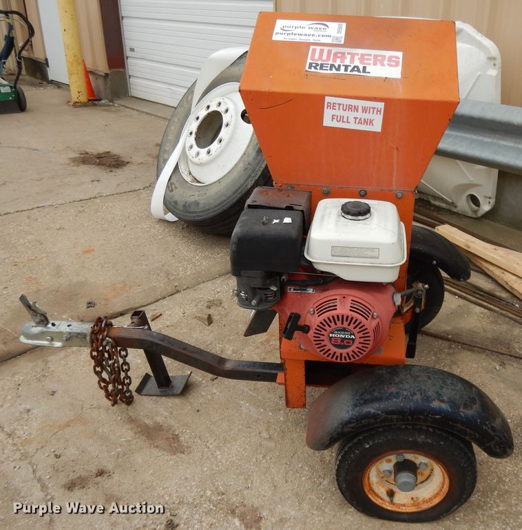 image for item DE5600 Bear Cat 580 chipper/shredder