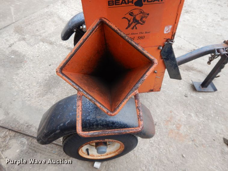 image for item DE5600 Bear Cat 580 chipper/shredder