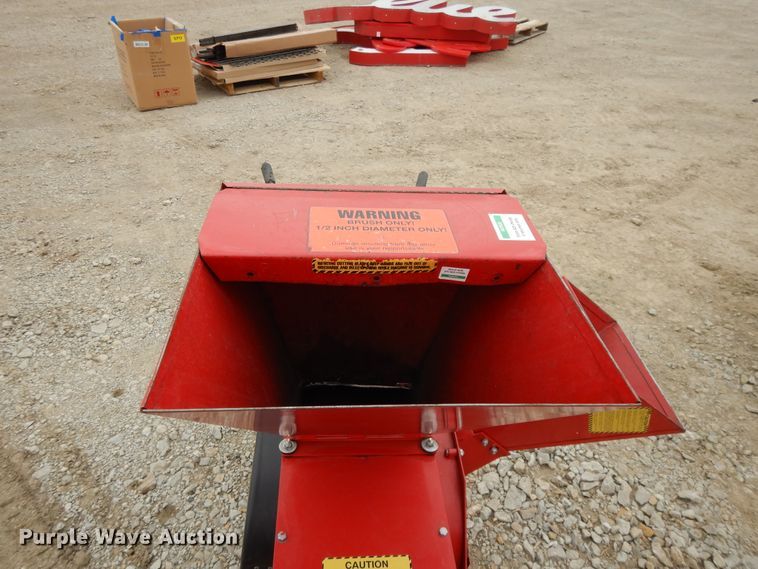 image for item DE5608 Merry Mac chipper/shredder