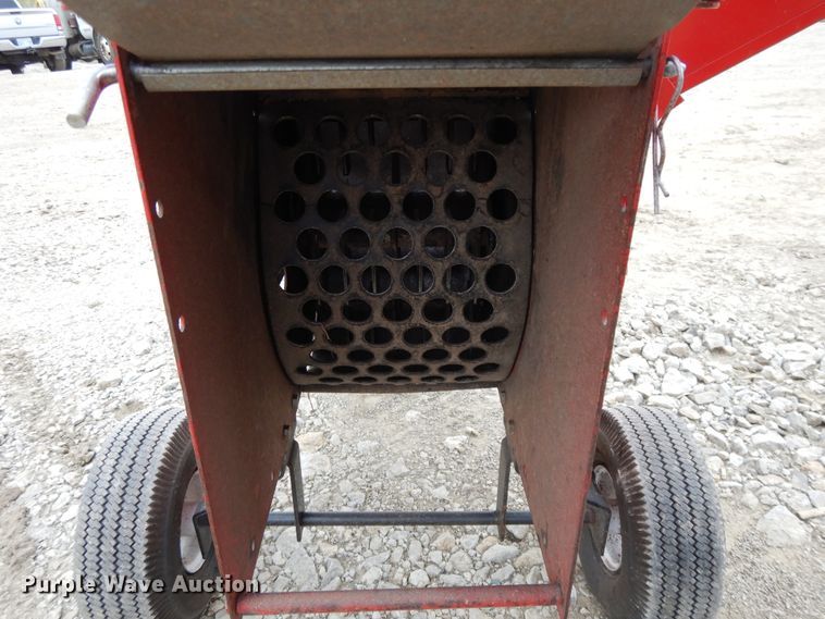 image for item DE5608 Merry Mac chipper/shredder