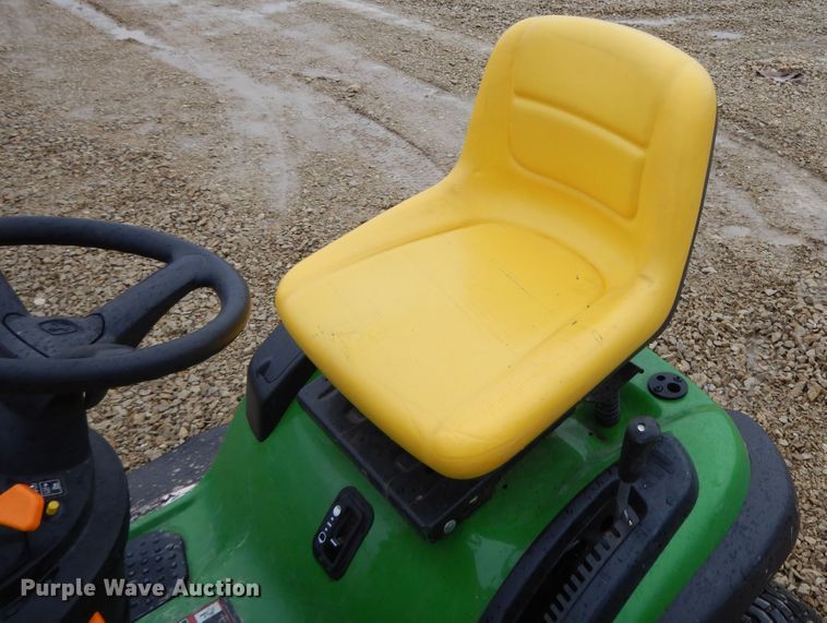 image for item DE5647 John Deere D130 lawn mower