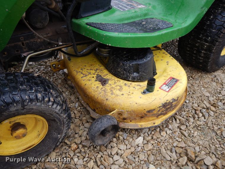 image for item DE5647 John Deere D130 lawn mower