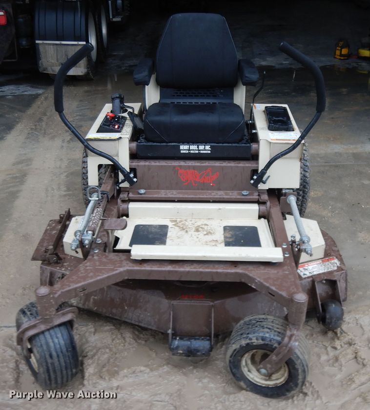 image for item DE5649 Grasshopper 220 ZTR lawn mower