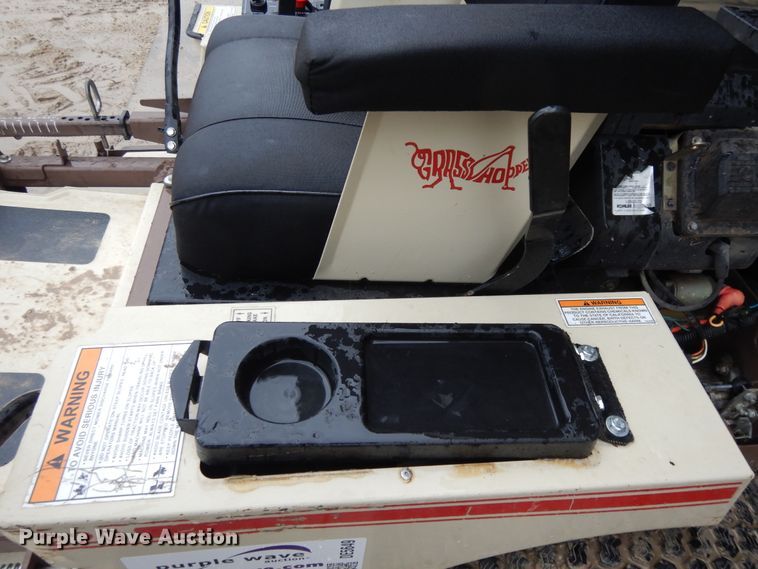 image for item DE5649 Grasshopper 220 ZTR lawn mower
